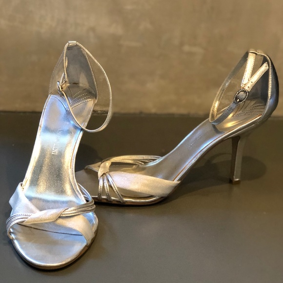 Enzo Angiolini Silver Sandal Heels - Picture 2 of 5